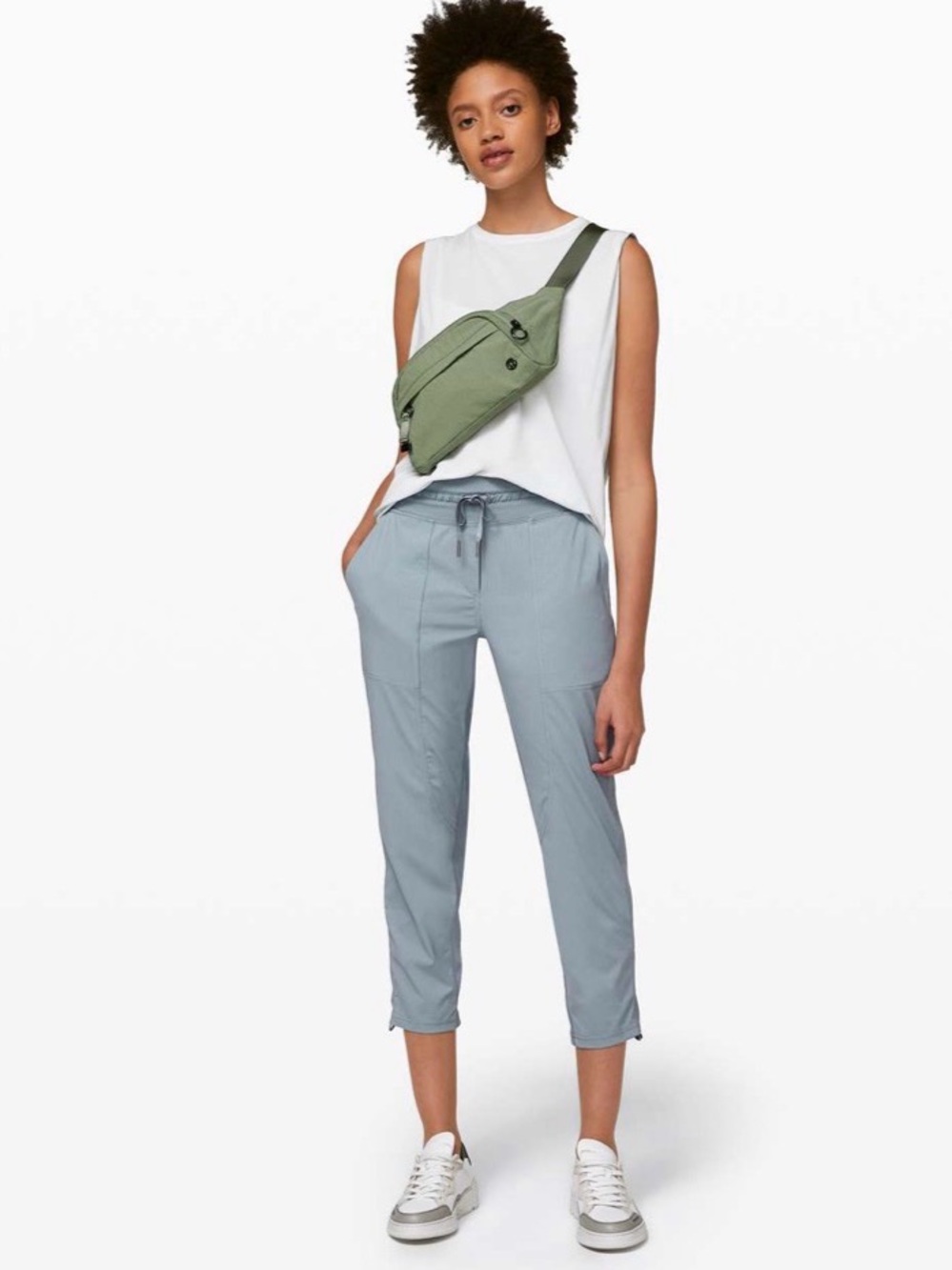 Lululemon Dance Studio Crop *25"
Chambray